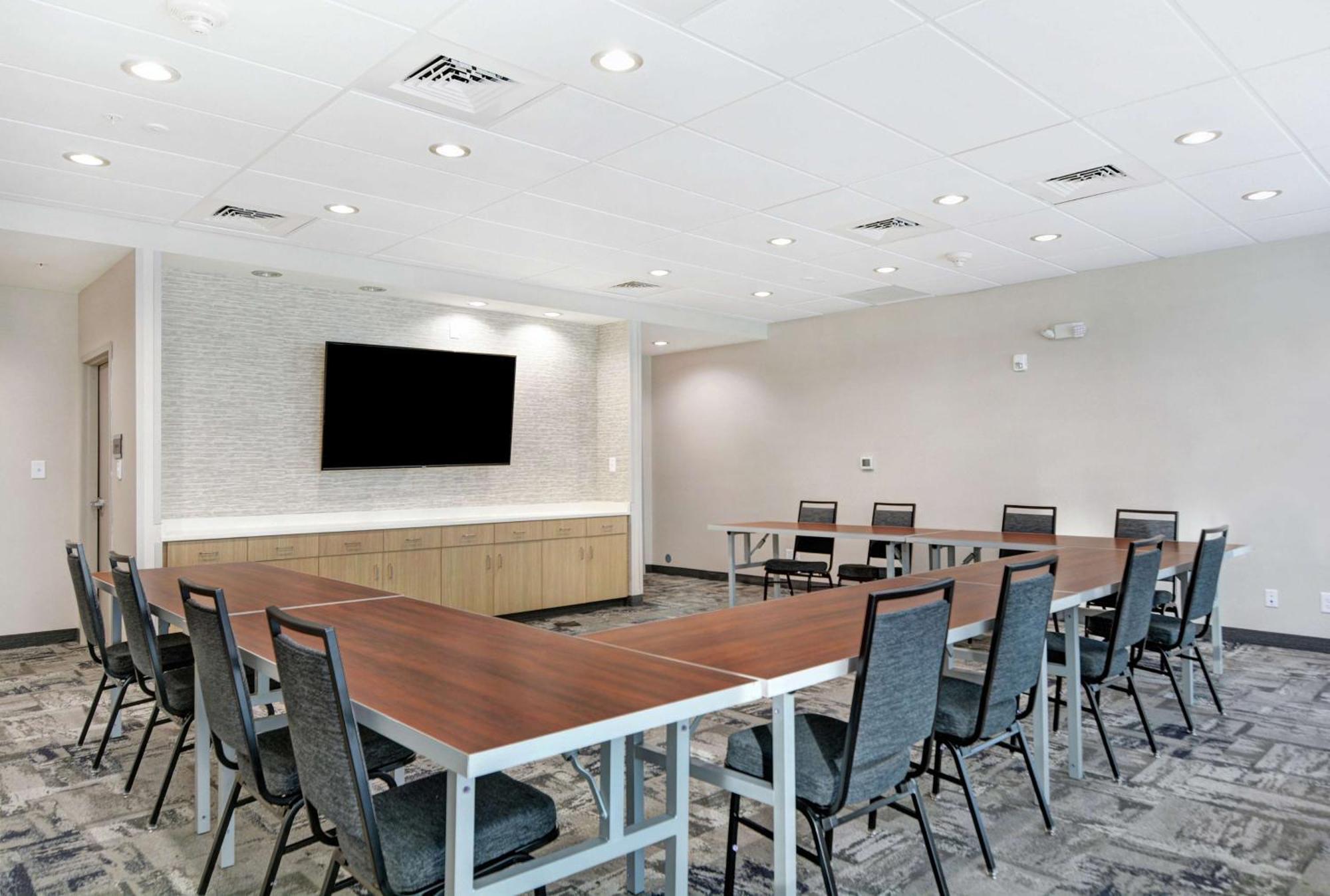 Home2 Suites By Hilton Raleigh Durham Airport Rtp Clegg Bagian luar foto